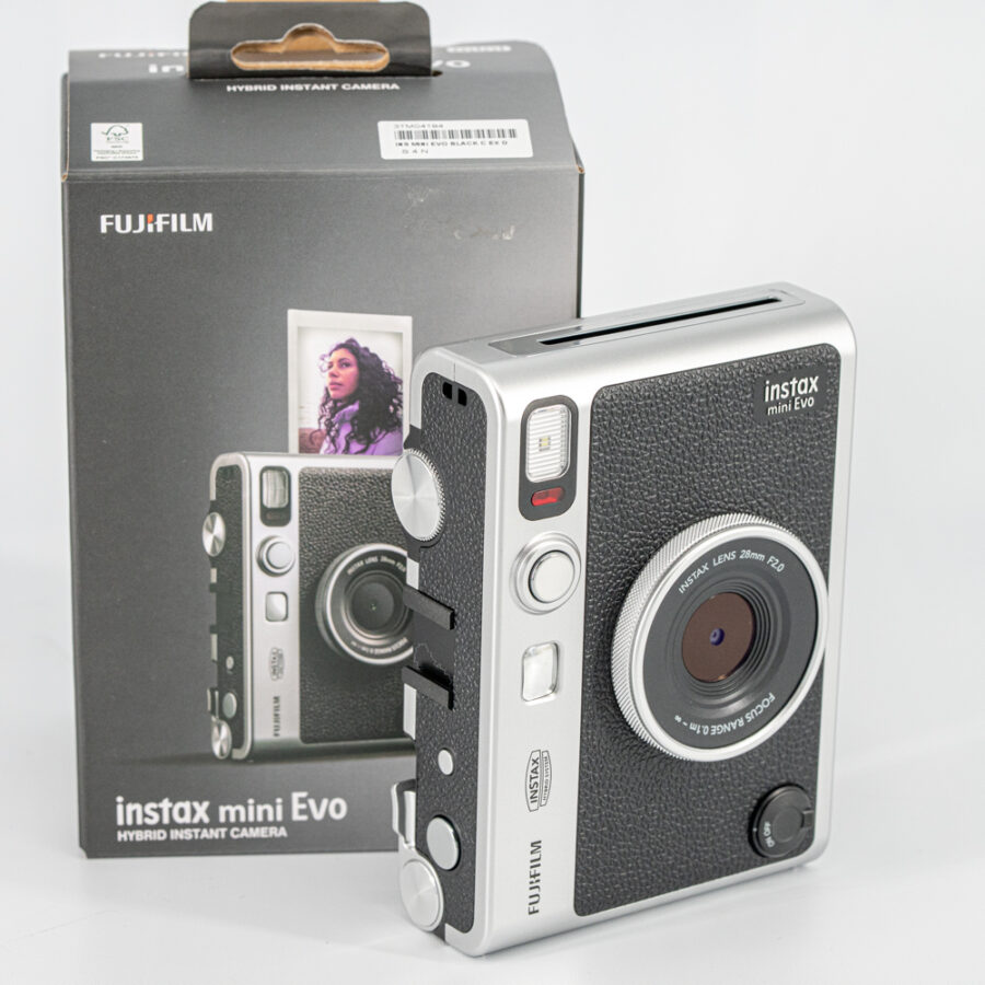 Fujifilm Instax Mini Evo /  Die stilvolle Hybridkamera mit 100 Effekten – Bild 2