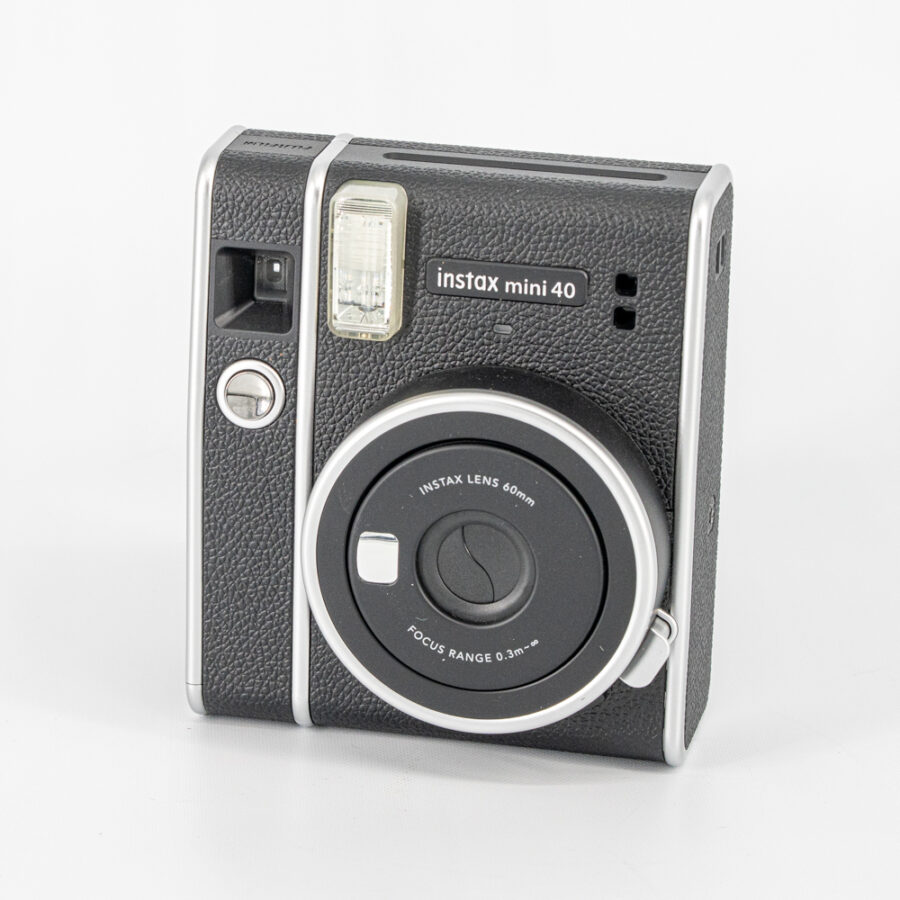Instax mini 40 – Klassisch, einfach & stilvoll – Bild 2